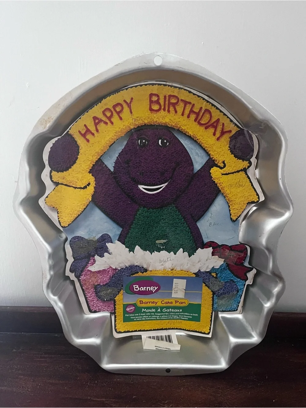 Vintage 1998 Barney the Dinosaur Happy Birthday Cake Pan Used
